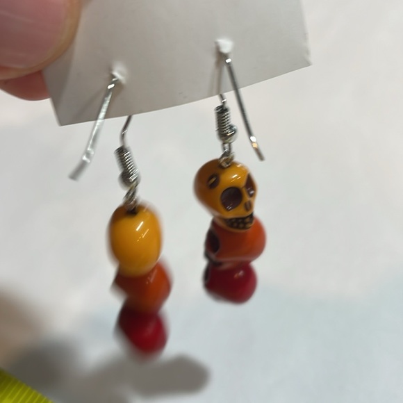 Handmade Halloween skull earrings! Dangling yellow, orange and red skulls, New! - Picture 4 of 5